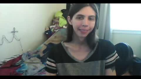 Snapshot of totalfuckingadorable chatting on 6, 7, 2026 Luna online show from 6, 7, 2026