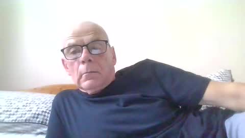 Snapshot of touche5656607203 chatting on 3, 11, 2025 touche5656607203 online show from 3, 11, 2025