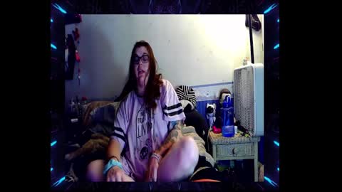 Toxiclove1311 online show from 7, 10, 2025