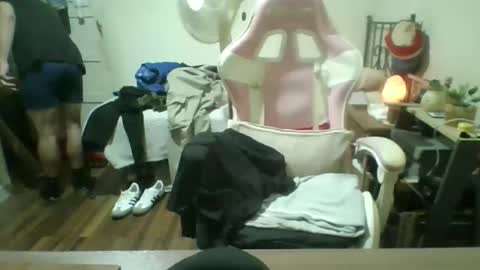 toyboysquirt online show from 26, 4, 2026