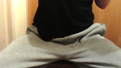 Snapshot of trackielad21 chatting on 4, 12, 2024 trackielad online show from 4, 12, 2024