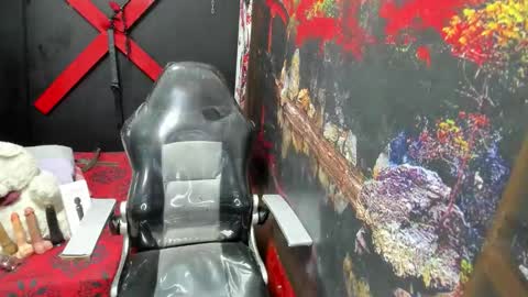 tracy_ks online show from 14, 10, 2025