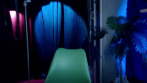 Snapshot of trans_nikka_ chatting on 27, 5, 2026 Emerald online show from 27, 5, 2026