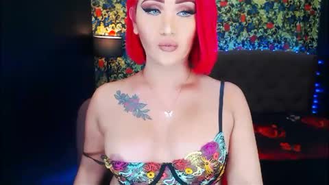 Snapshot of transplayfullolivia chatting on 1, 12, 2024 KYLIE BELLA  TS online show from 1, 12, 2024