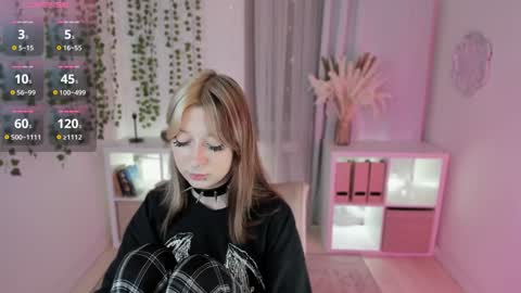 Nyuta Hartmann online show from 23, 1, 2025