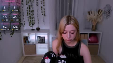 Nyuta Hartmann online show from 21, 2, 2025