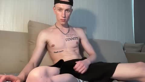 Travis online show from 15, 5, 2026