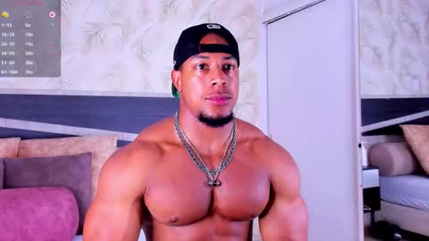 Snapshot of travis_lenox_ chatting on 19, 2, 2026 Travis online show from 19, 2, 2026