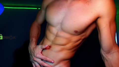 TRAVIS. online show from 4, 12, 2024