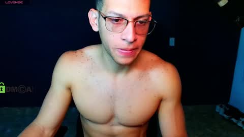 TRAVIS. online show from 12, 2, 2025