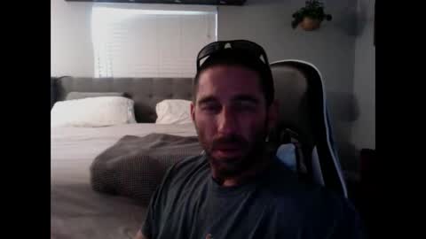 Snapshot of traviskenn chatting on 8, 12, 2024 TravisKenn online show from 8, 12, 2024