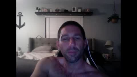 Snapshot of traviskenn chatting on 23, 12, 2024 TravisKenn online show from 23, 12, 2024