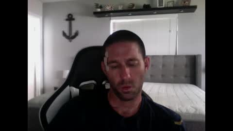 Snapshot of traviskenn chatting on 28, 12, 2024 TravisKenn online show from 28, 12, 2024