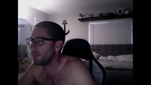 Snapshot of traviskenn chatting on 29, 12, 2024 TravisKenn online show from 29, 12, 2024