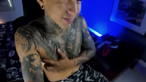 TRAV - INDEPENDENT MODEL online show from 16, 11, 2025