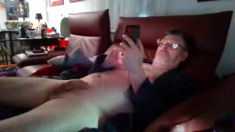 trebgeis1 online show from 26, 2, 2026