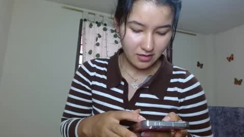 Snapshot of trebol_4 chatting on 1, 5, 2026 trebol_4 online show from 1, 5, 2026