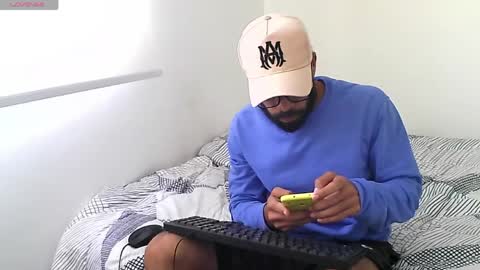 Hunter man online show from 27, 3, 2026