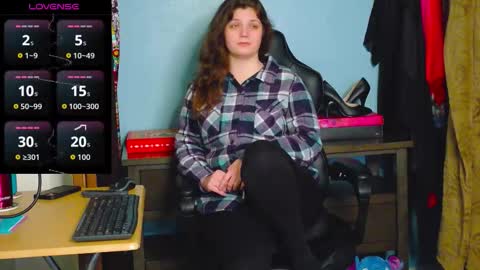 TreeJeanne online show from 13, 12, 2025