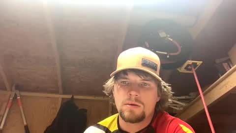 Snapshot of treeman817 chatting on 23, 4, 2026 treeman817 online show from 23, 4, 2026