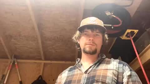 Snapshot of treeman817 chatting on 11, 5, 2026 treeman817 online show from 11, 5, 2026