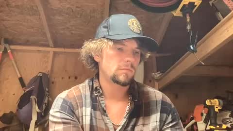 Snapshot of treeman817 chatting on 23, 7, 2026 treeman817 online show from 23, 7, 2026