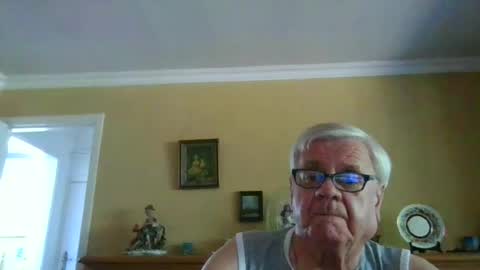 Snapshot of trekbeestje1 chatting on 15, 7, 2026 trekbeestje online show from 15, 7, 2026