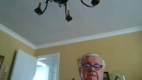 Snapshot of trekbeestje1 chatting on 16, 7, 2026 trekbeestje online show from 16, 7, 2026