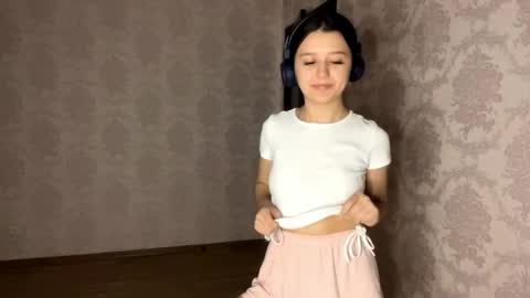 Bella online show from 1, 4, 2026