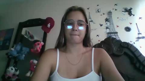 triana_bell online show from 31, 10, 2025