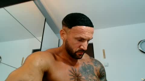 Snapshot of tridentmuscles chatting on 25, 6, 2026 tridentmuscles online show from 25, 6, 2026