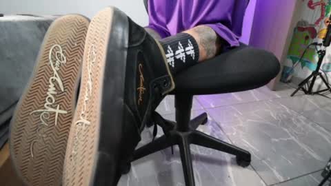 - trieone online show from 17, 4, 2026