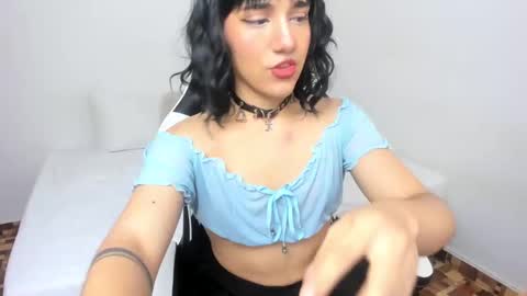 Snapshot of trinydoll chatting on 10, 12, 2024 Triny online show from 10, 12, 2024