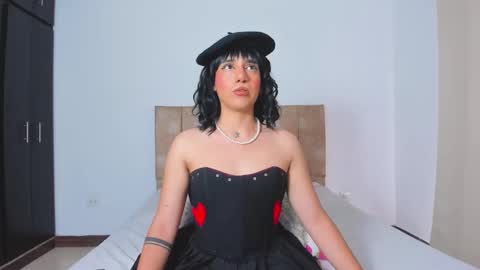 Snapshot of trinydoll chatting on 12, 10, 2025 Triny online show from 12, 10, 2025