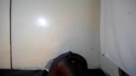 Trisboo5 online show from 23, 1, 2025