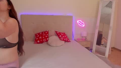 Mia online show from 12, 1, 2026