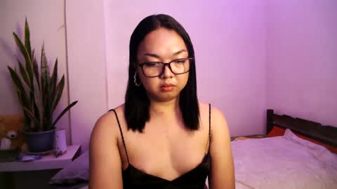 Snapshot of trishakera chatting on 28, 12, 2024 trisha online show from 28, 12, 2024