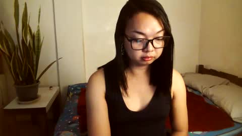 Snapshot of trishakera chatting on 28, 1, 2025 trisha online show from 28, 1, 2025