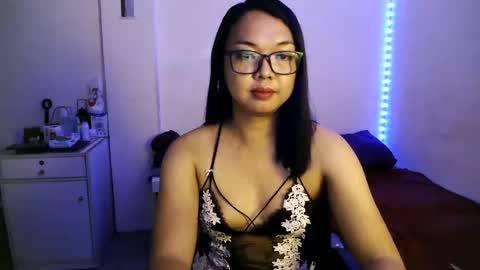 Snapshot of trishakera chatting on 24, 2, 2025 trisha online show from 24, 2, 2025