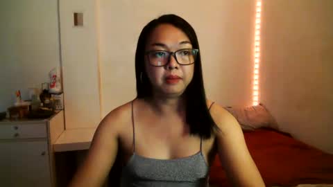 Snapshot of trishakera chatting on 12, 3, 2025 trisha online show from 12, 3, 2025