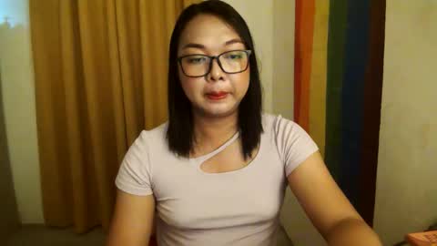 Snapshot of trishakera chatting on 25, 9, 2025 trisha online show from 25, 9, 2025