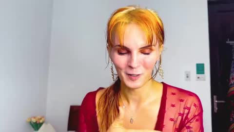 Snapshot of trista_arugula chatting on 12, 5, 2026 Trista online show from 12, 5, 2026