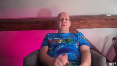 Triton online show from 9, 4, 2026