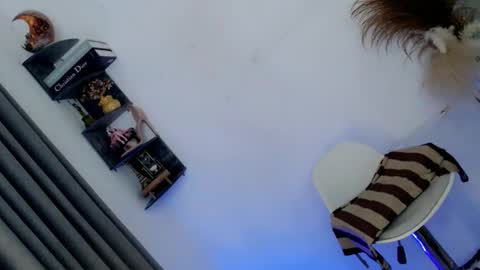 Snapshot of trixie_moore chatting on 15, 5, 2026 trixie_moore online show from 15, 5, 2026