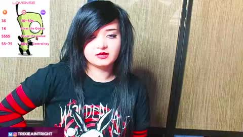 trixiedoescamcam online show from 30, 9, 2025