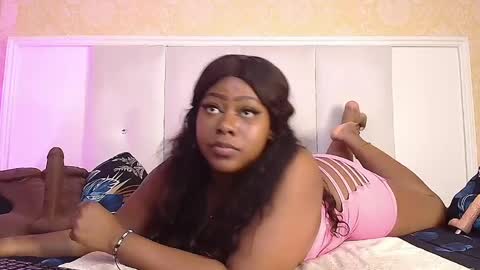 Snapshot of trixiemar chatting on 14, 1, 2025 TrixieMar online show from 14, 1, 2025