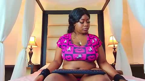 Snapshot of trixiemar chatting on 22, 1, 2025 TrixieMar online show from 22, 1, 2025