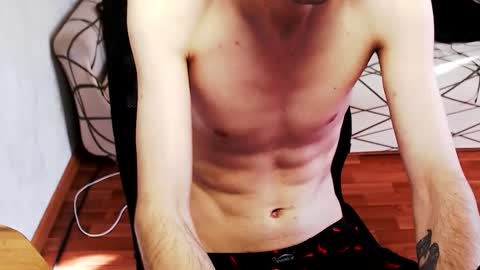 Snapshot of trone41 chatting on 1, 4, 2026 I POST MY FUCKING VIDEOS AND PICS online show from 1, 4, 2026