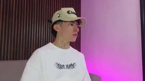 Troy online show from 10, 9, 2025