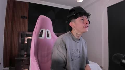 Troy online show from 12, 9, 2025